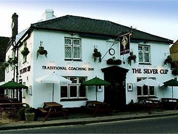 Silver Cup - Inn ルートン エクステリア 写真